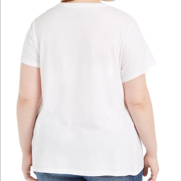 Levis Womens White T-Shirt Leopard Batwing Logo 1X - Picture 3 of 11